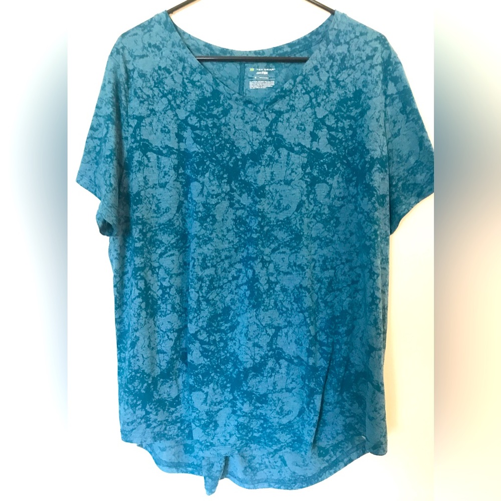 🌱2/$15 Dry Tek Teal T-Shirt